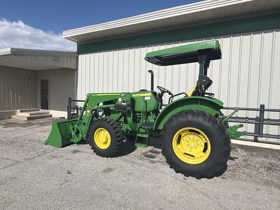 Image of John Deere 5075E equipment image 2