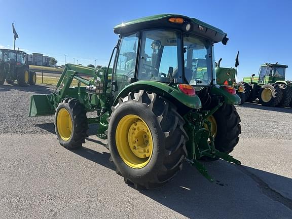 Image of John Deere 5075E equipment image 2