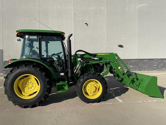 Image of John Deere 5075E equipment image 2