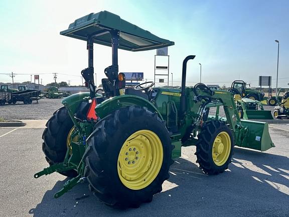 Image of John Deere 5075E equipment image 3