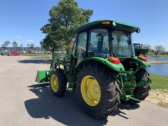 Image of John Deere 5075E equipment image 2