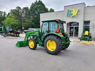 Main image John Deere 5075E 3