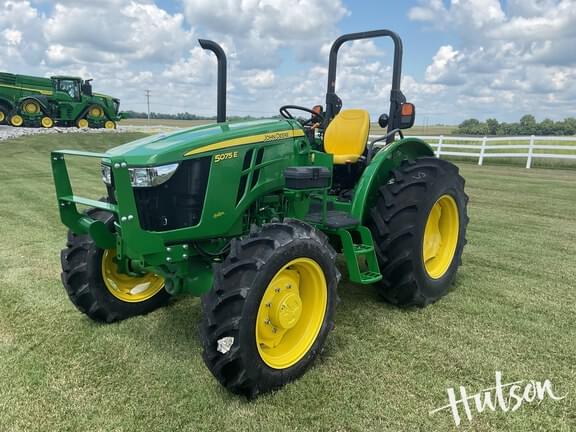 Image of John Deere 5075E equipment image 1