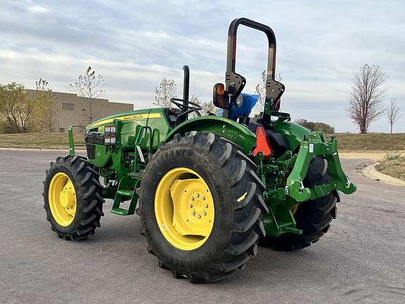 Image of John Deere 5075E equipment image 3