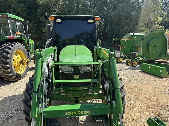 Image of John Deere 5075E equipment image 3
