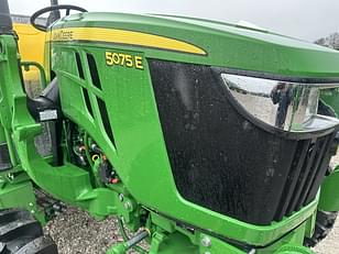 Main image John Deere 5075E 10