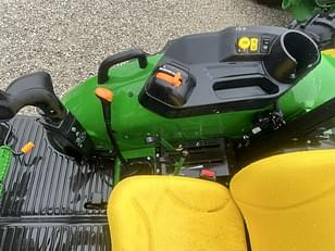 Main image John Deere 5075E 15