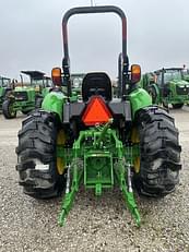 Main image John Deere 5075E 4