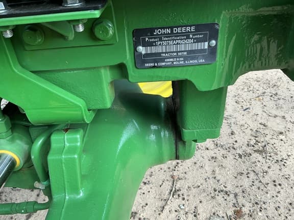 Image of John Deere 5075E equipment image 4