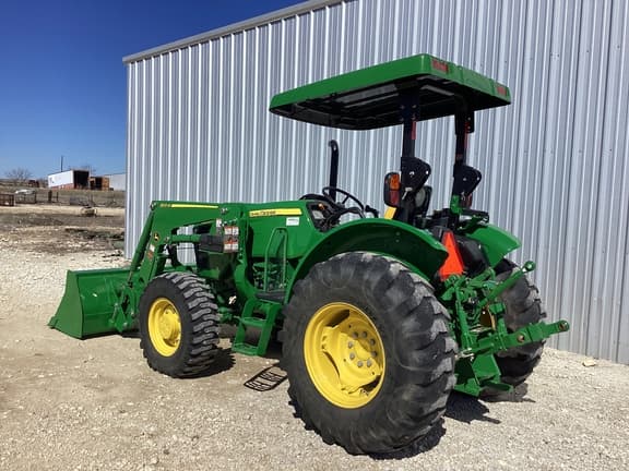 Image of John Deere 5075E equipment image 3