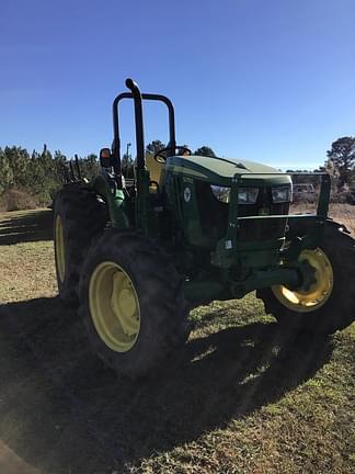 Image of John Deere 5075E equipment image 2