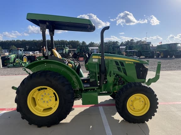 Image of John Deere 5075E equipment image 2
