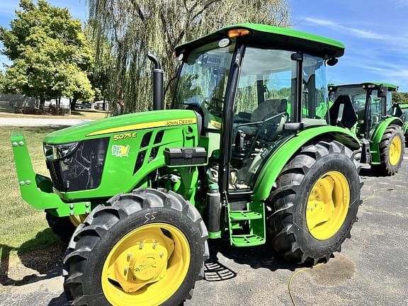 Image of John Deere 5075E Primary image