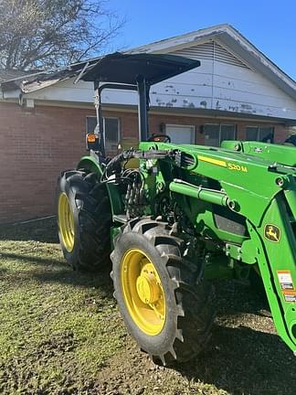 Image of John Deere 5075E equipment image 3