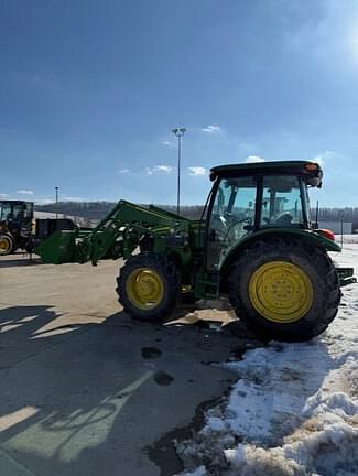 Image of John Deere 5075E equipment image 2