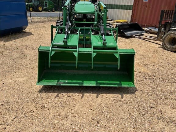 Image of John Deere 5075E equipment image 3