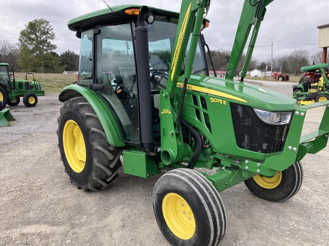 Image of John Deere 5075E equipment image 2