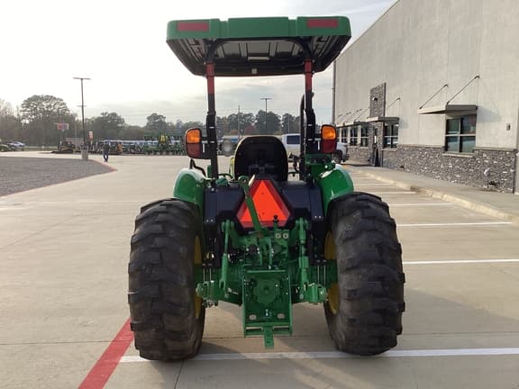 Image of John Deere 5075E equipment image 3