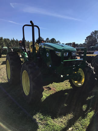 Image of John Deere 5075E Primary image