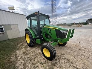 Main image John Deere 5075E 5