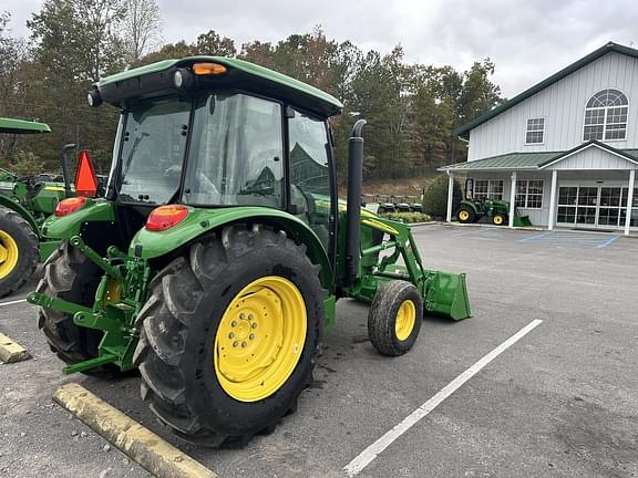 Image of John Deere 5075E equipment image 3