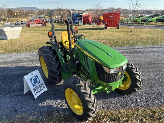 Image of John Deere 5075E equipment image 4