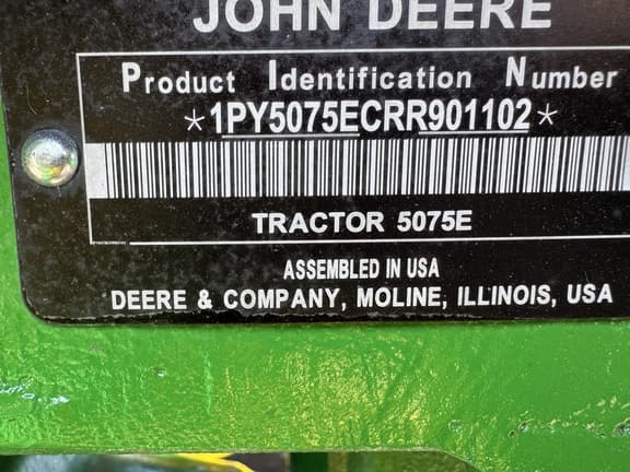 Image of John Deere 5075E equipment image 3
