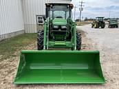 Thumbnail image John Deere 5075E 4