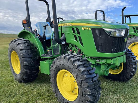 Image of John Deere 5075E Image 1