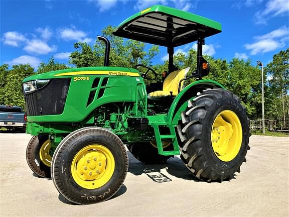 Image of John Deere 5075E Primary image