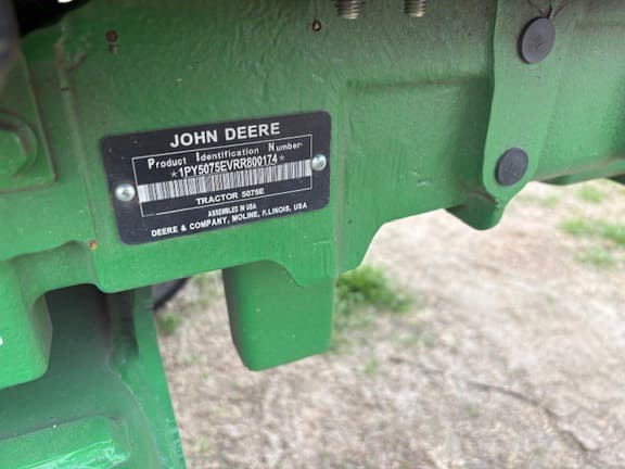 Image of John Deere 5075E equipment image 2