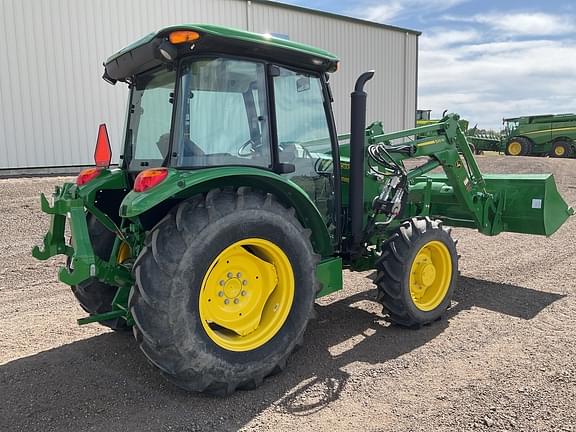 Image of John Deere 5075E equipment image 4