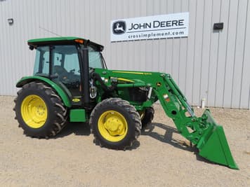 Main image John Deere 5075E