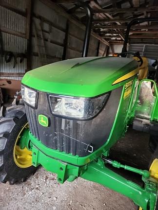 Image of John Deere 5075E equipment image 3