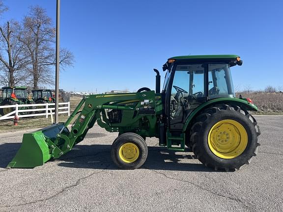 Image of John Deere 5075E equipment image 1