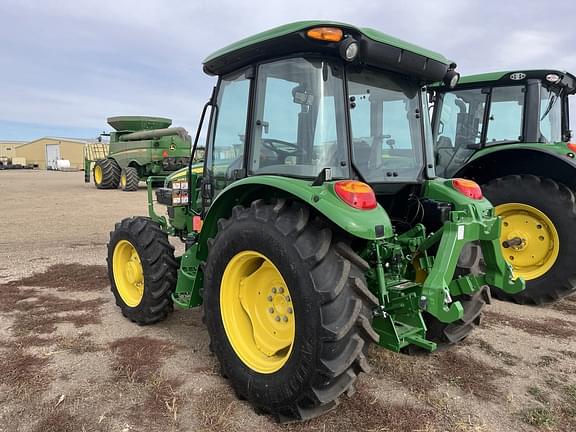 Image of John Deere 5075E equipment image 1