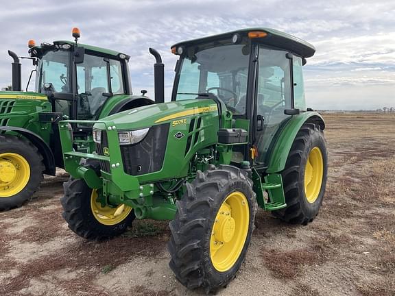 Image of John Deere 5075E equipment image 3