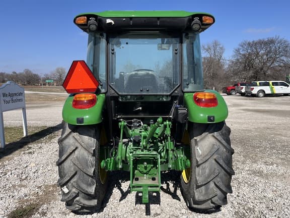 Image of John Deere 5075E equipment image 3