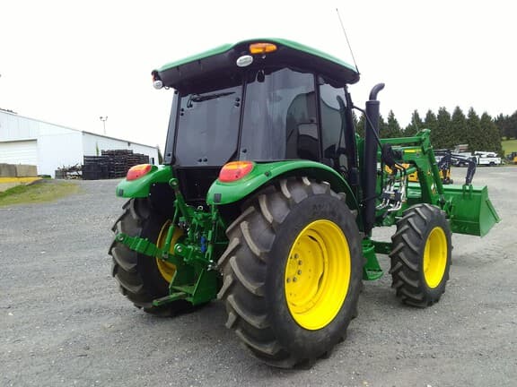 Image of John Deere 5075E equipment image 4
