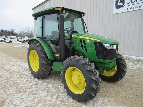 Image of John Deere 5075E equipment image 3