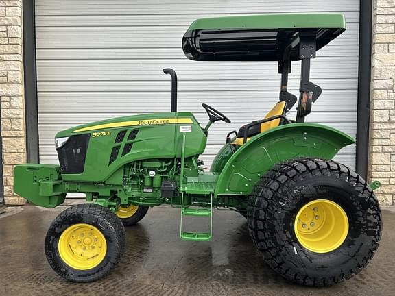 Image of John Deere 5075E equipment image 1