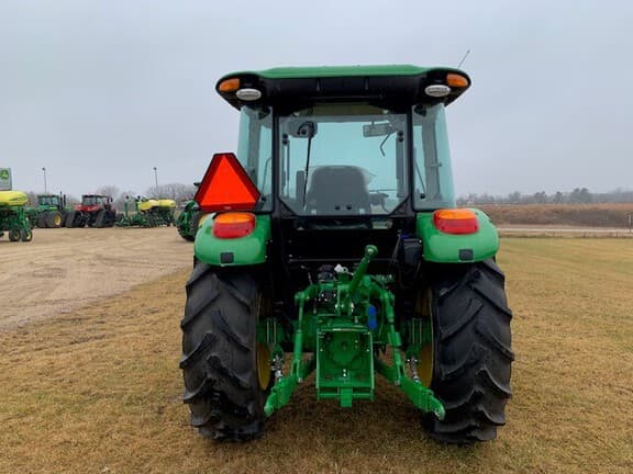 Image of John Deere 5075E equipment image 3