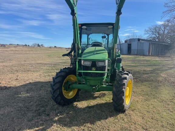 Image of John Deere 5075E equipment image 3