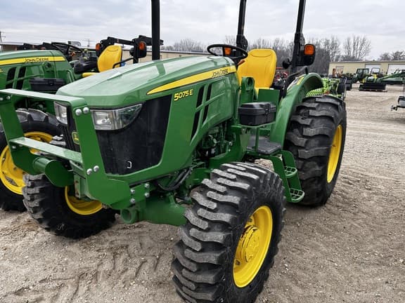 Image of John Deere 5075E equipment image 2