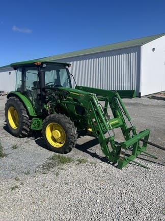 Main image John Deere 5075E