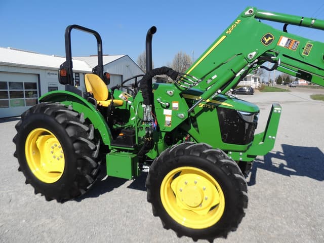 Image of John Deere 5075E equipment image 3