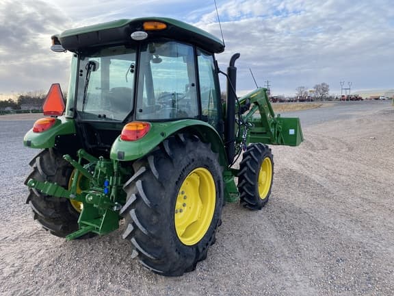 Image of John Deere 5075E equipment image 4