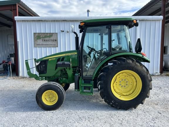 Image of John Deere 5075E equipment image 1