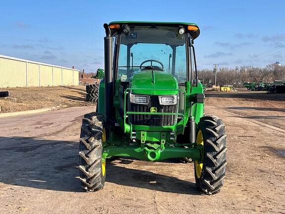 Image of John Deere 5075E equipment image 2