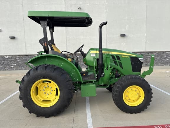Image of John Deere 5075E equipment image 1